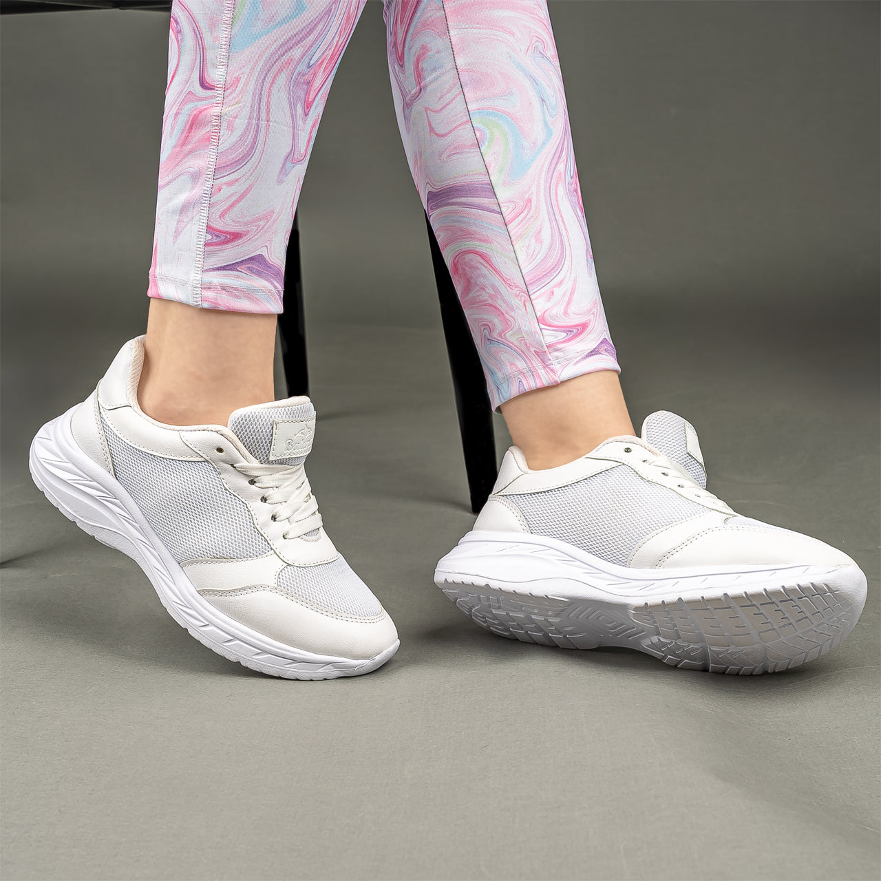 Women's Running Sneakers- RN-400 white