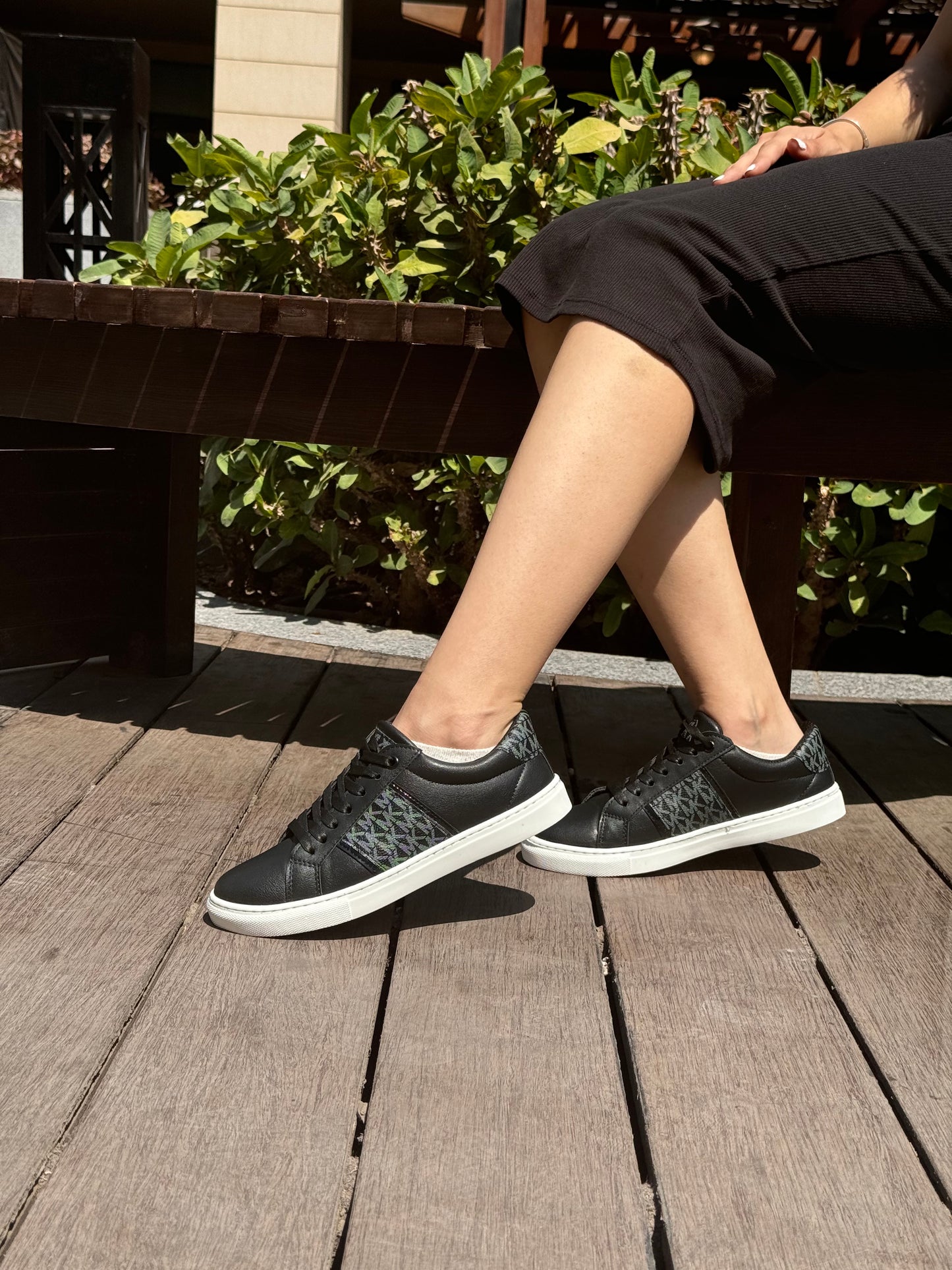 Women's Flat Sneakers MK-100 black